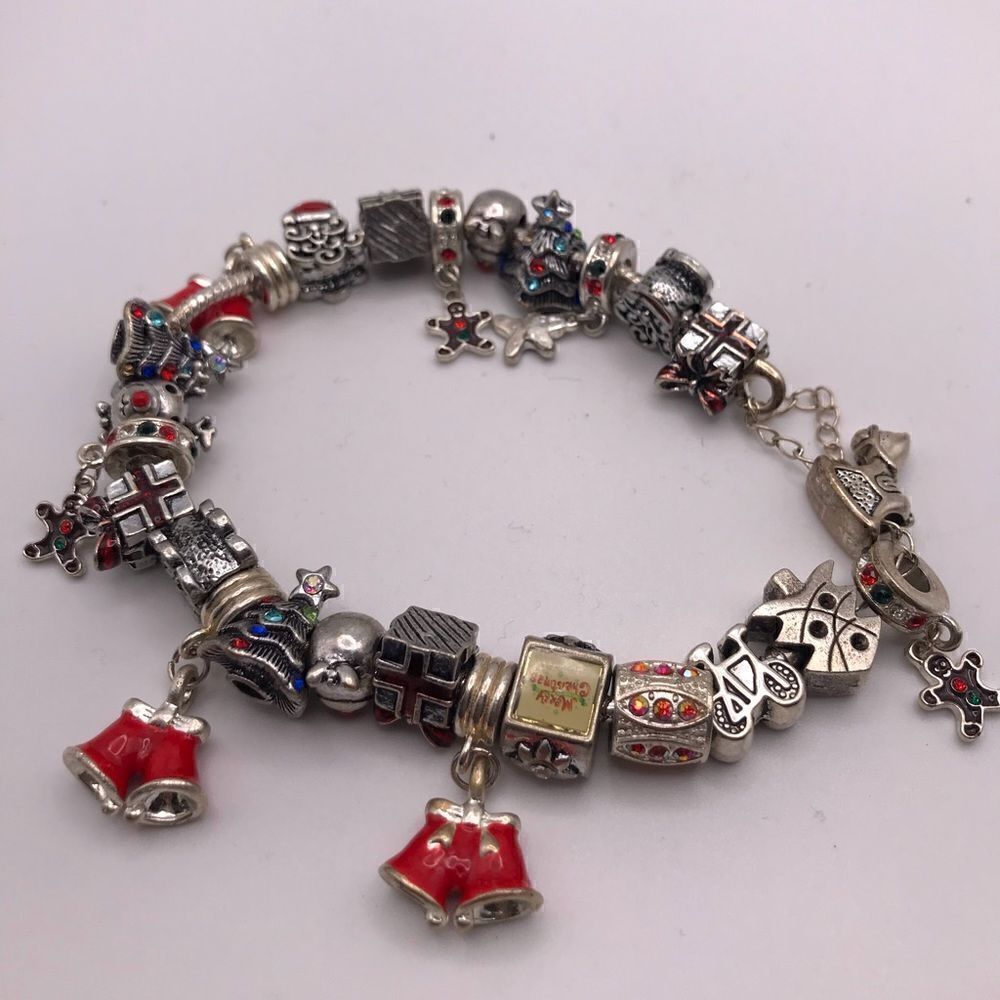 Faux Silver Merry Christmas Charm Bracelet